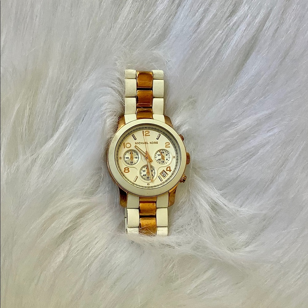 Michael Kors | White Rose Gold Watch - Picture 3 of 7